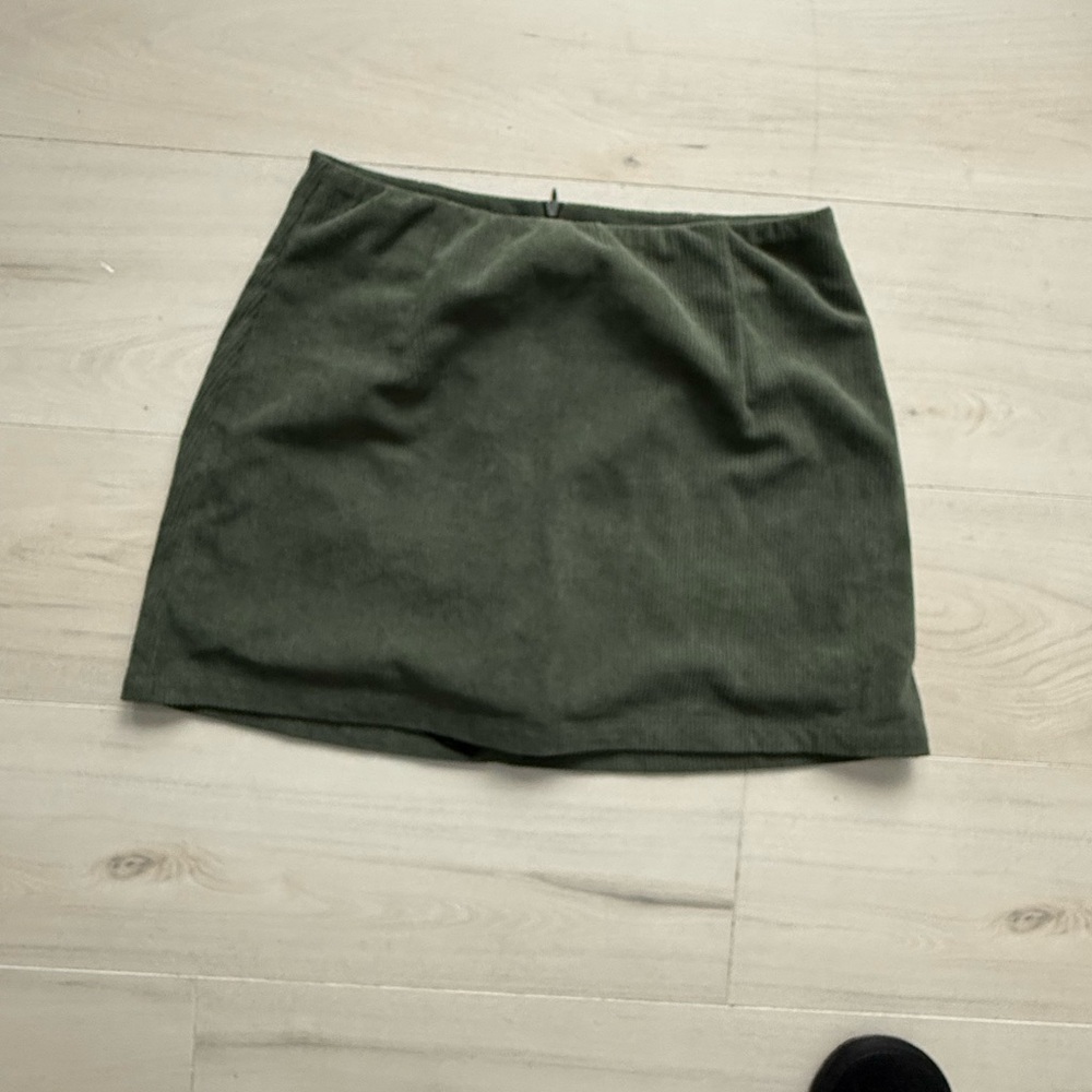 HALARA Green Mini Pencil Skirt Casual
